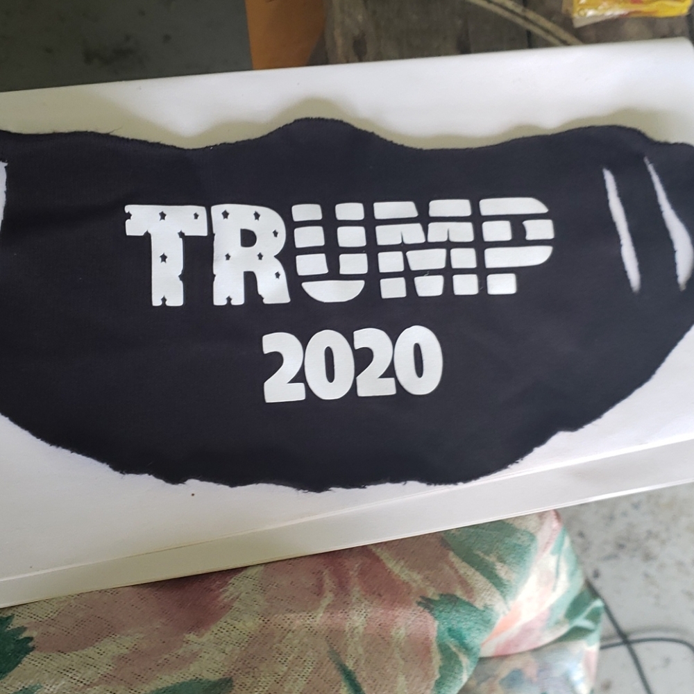 Trump 2020 Mask